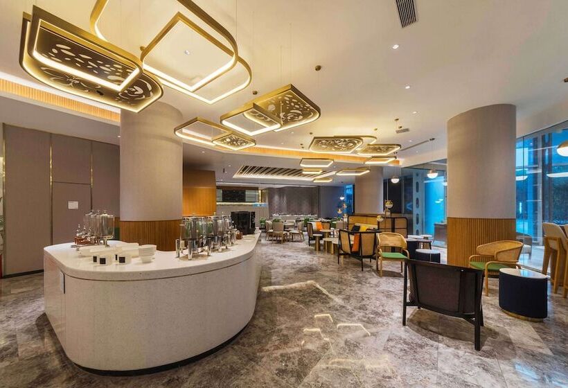 ホテル Hilton Garden Inn Nantong Xinghu