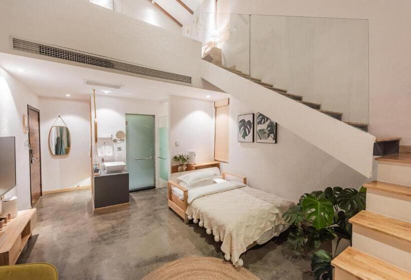 هتل Shang Shan Ruo Shui 大理上山若水客栈