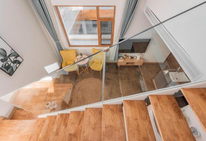 هتل Shang Shan Ruo Shui 大理上山若水客栈