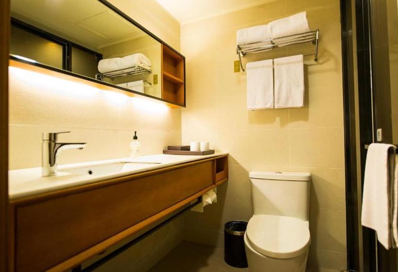 Ji Hotel Panjin Railway Station