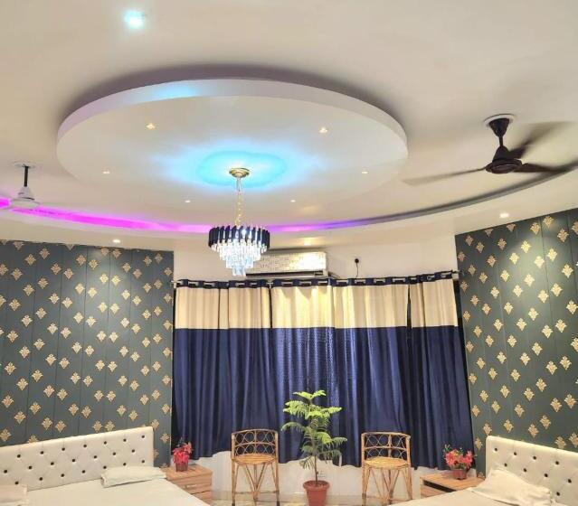 Hotel Goroomgo Maujis Villa Guest House Prayagraj Near Sangam Railway Station Luxury Room Quality Exce