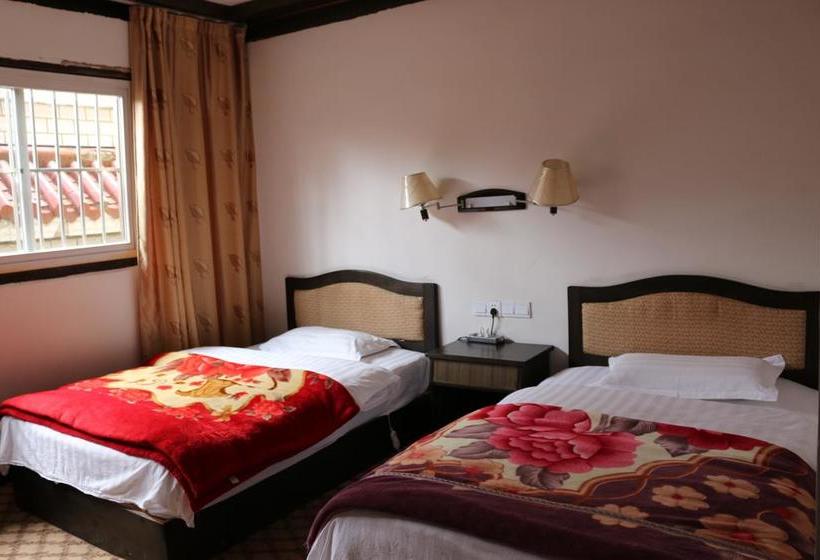 هاستل Shangajoy Seasons Inn