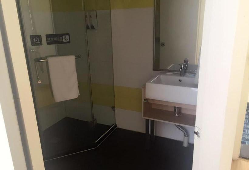 בית מלון כפרי 7days Inn Shenyang North Station Beixing Branch