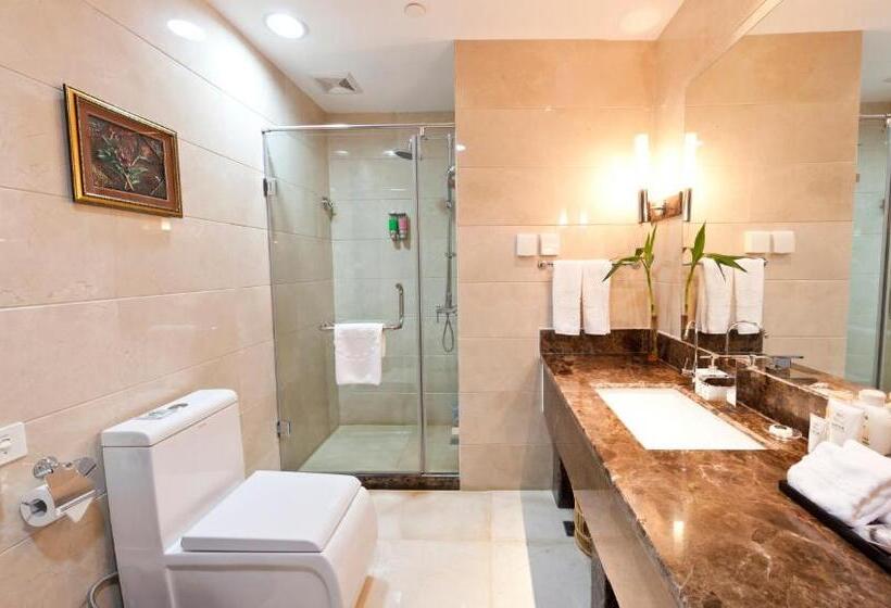 هتل Bliss International  Weihai