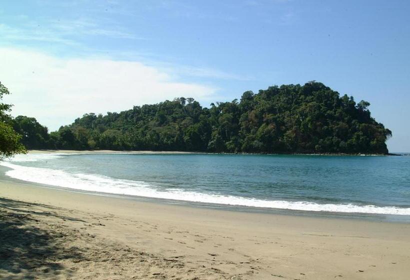 هتل Coco Beach