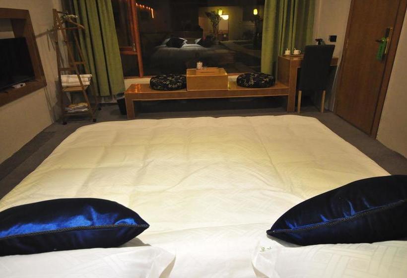 هتل The Vitality Inn