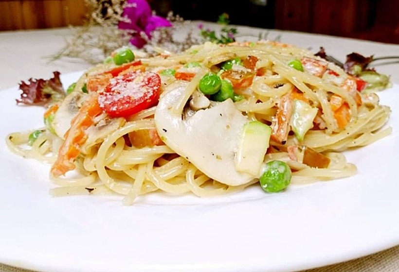 The Cloudland International Youth Hostel Close To The City Center,15 Min Walks To The Subway, Close