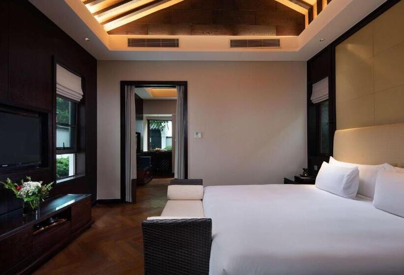 استراحتگاه Banyan Tree Tengchong