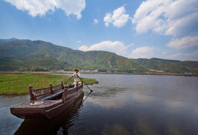 استراحتگاه Banyan Tree Tengchong