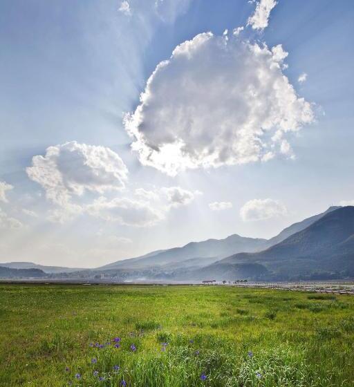 استراحتگاه Banyan Tree Tengchong