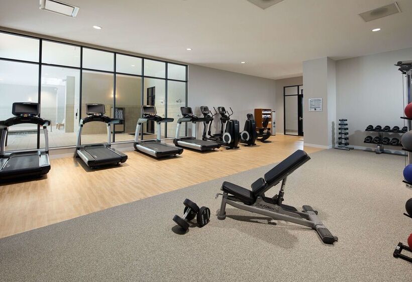 ホテル Embassy Suites By Hilton Amarillo Downtown