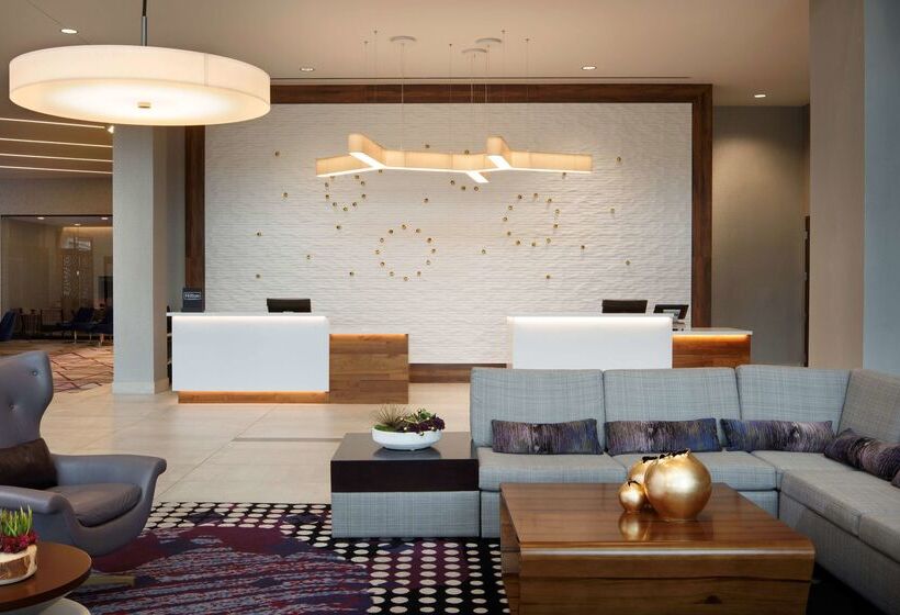 ホテル Embassy Suites By Hilton Amarillo Downtown