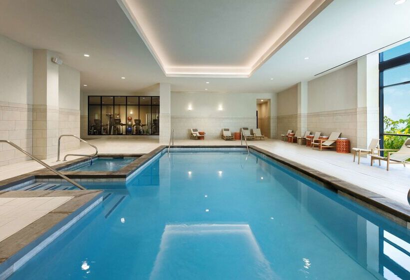 ホテル Embassy Suites By Hilton Amarillo Downtown