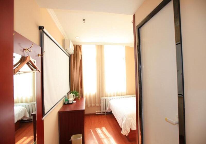 בית מלון כפרי Greentree Inn Liaoning Dalian Railway Station South Shengli Square Express