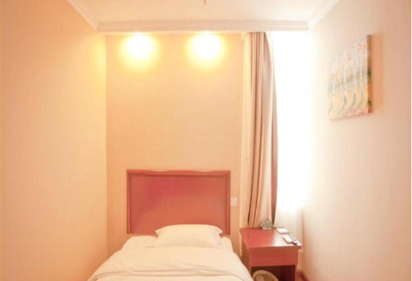 בית מלון כפרי Greentree Inn Liaoning Dalian Railway Station South Shengli Square Express