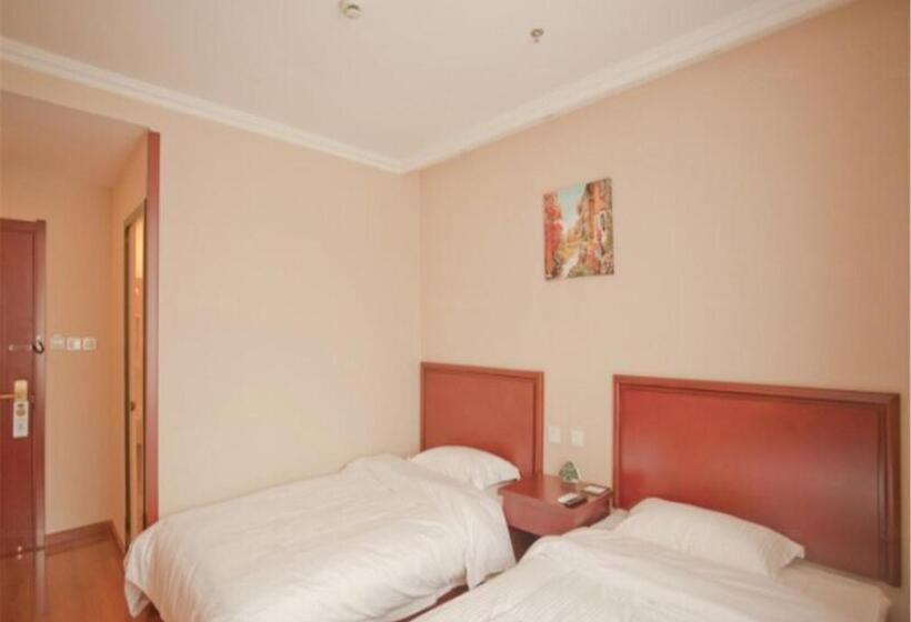 בית מלון כפרי Greentree Inn Liaoning Dalian Railway Station South Shengli Square Express