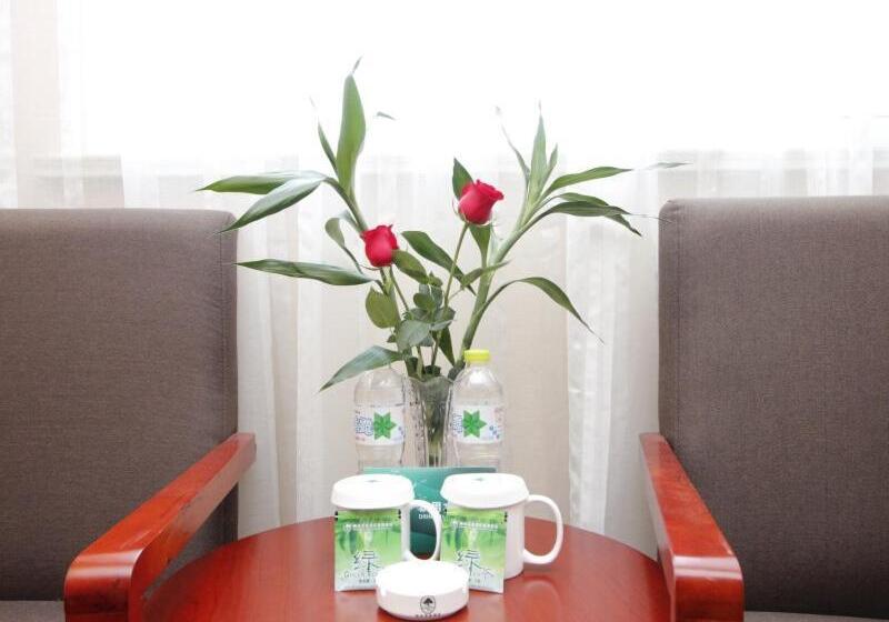 ホテル Greentree Inn Shandong Rizhao Bus Station Fuhai Road Express