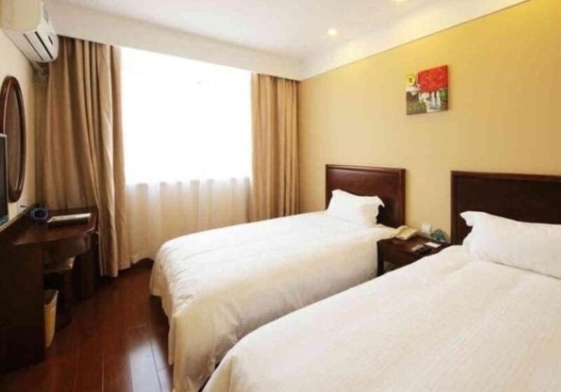 호텔 Greentree Inn Shanghai West Huaxia Road Metro Station Express