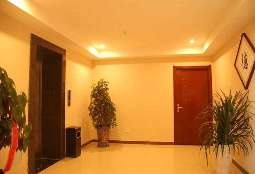 Отель Greentree Inn Henan Shangqiu Normal College Wenhuawestroad Business