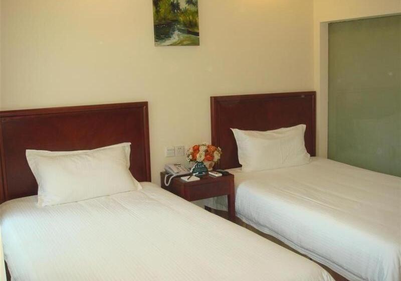 هتل Greentree Inn Hebei Zhangjiakou Bus Station Express