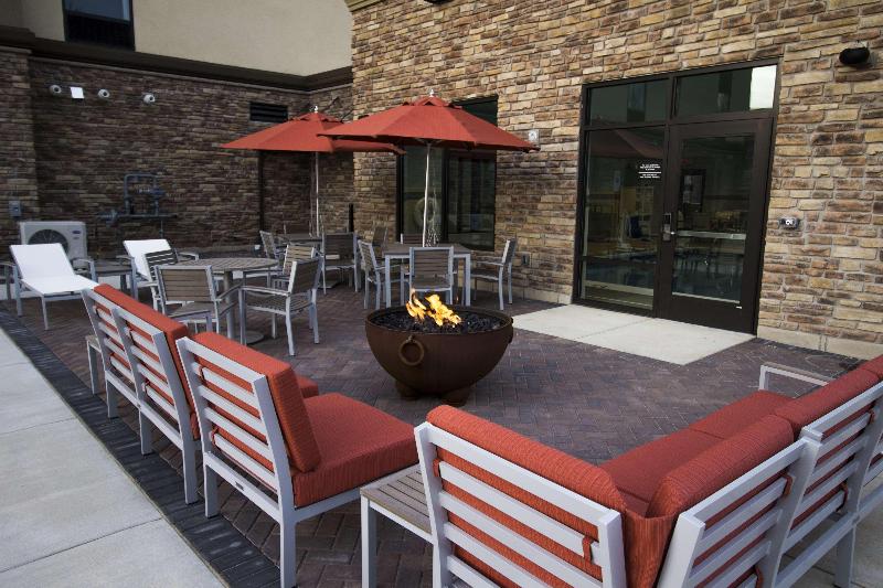 هتل Hampton Inn Decatur Mt. Zion