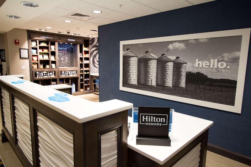 هتل Hampton Inn Decatur Mt. Zion