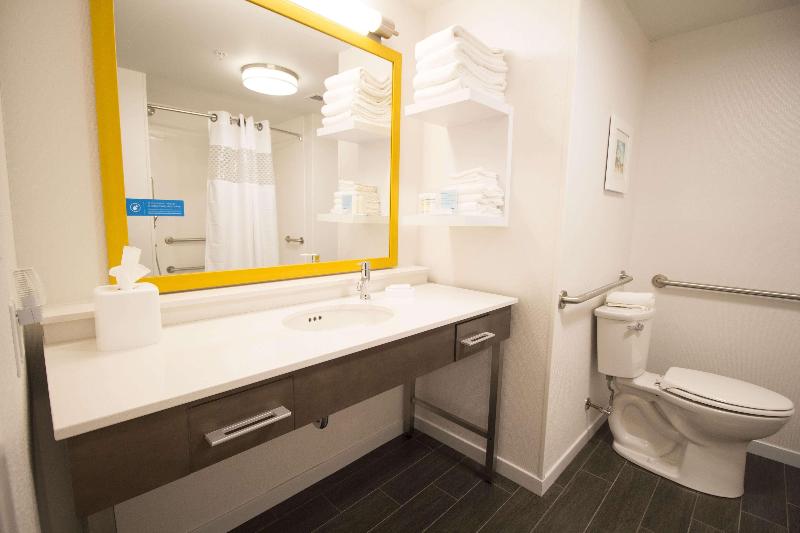 هتل Hampton Inn Decatur Mt. Zion