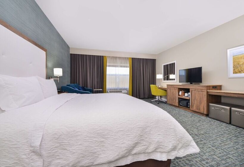 هتل Hampton Inn Emporia