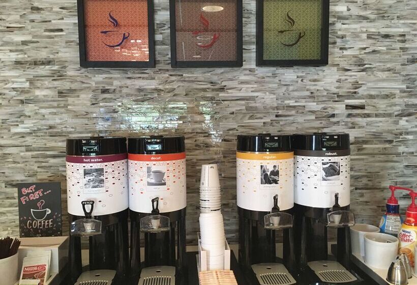 호텔 Hampton Inn & Suites Newburgh Stewart Airport