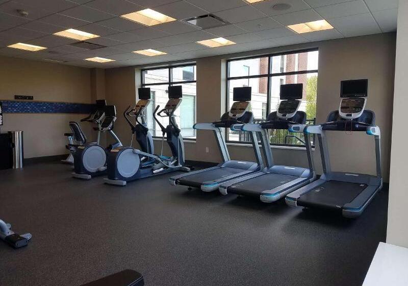 호텔 Hampton Inn & Suites Newburgh Stewart Airport