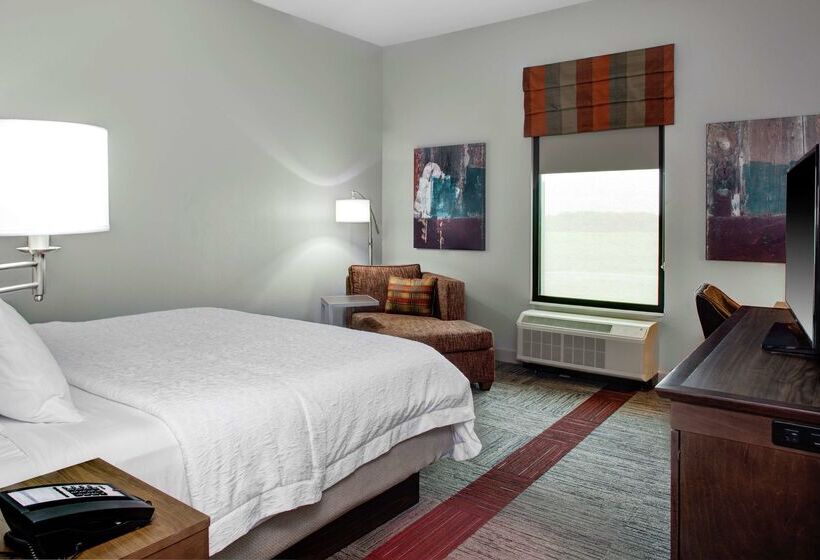 בית מלון כפרי Hampton Inn & Suites Pittsburg Kansas Crossing