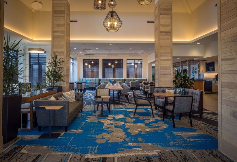 هتل Hilton Garden Inn Pittsburgh Airport