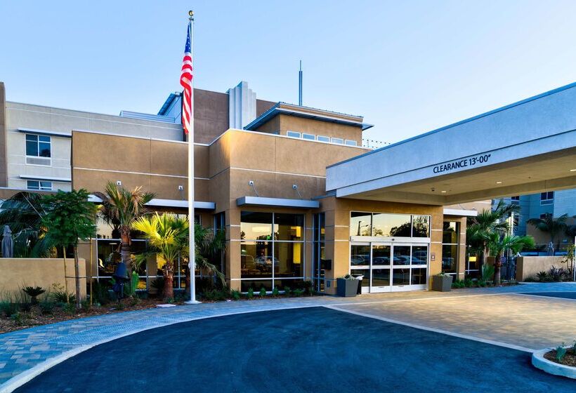 בית מלון כפרי Hilton Garden Inn Santa Barbara/goleta