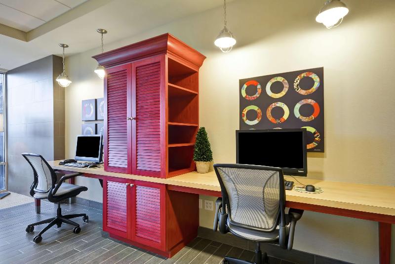 هتل Home2 Suites By Hilton Rapid City