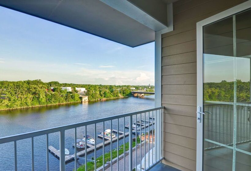 בית מלון כפרי Homewood Suites By Hilton Schenectady