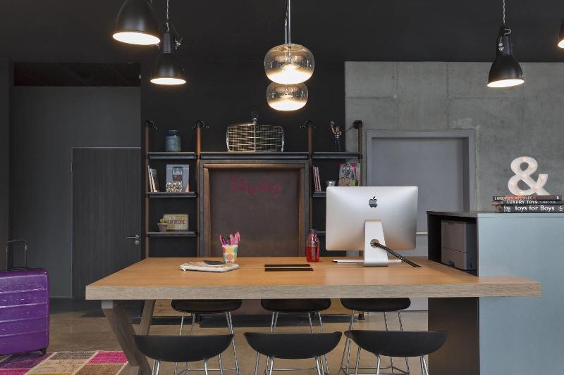 هتل Moxy Stuttgart Airport/messe