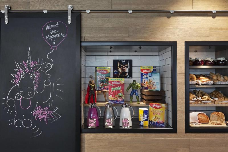 هتل Moxy Stuttgart Airport/messe