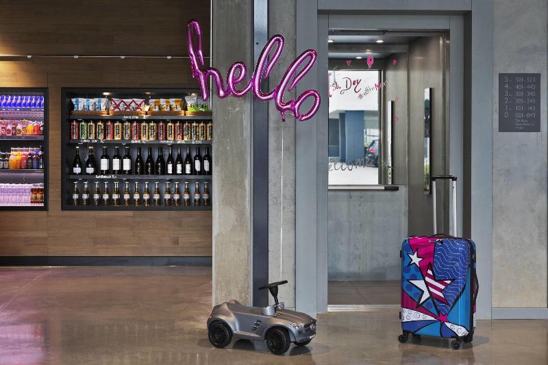 هتل Moxy Stuttgart Airport/messe