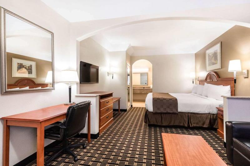 فندق Rodeway Inn