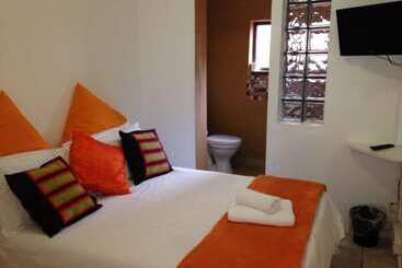 تختخواب و صبحانه Me Casa Guest House
