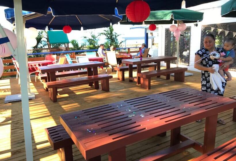 تختخواب و صبحانه Ulalei Lodge