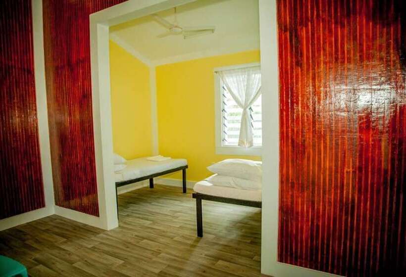 تختخواب و صبحانه Ulalei Lodge