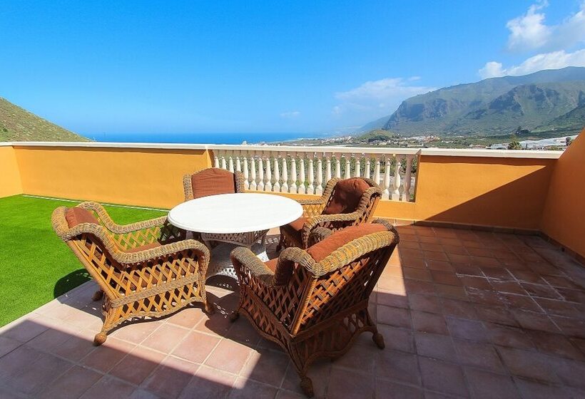 Coral Los Silos  Your Natural Accommodation Choice