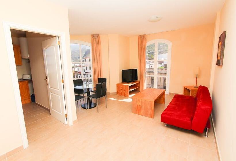 Coral Los Silos  Your Natural Accommodation Choice
