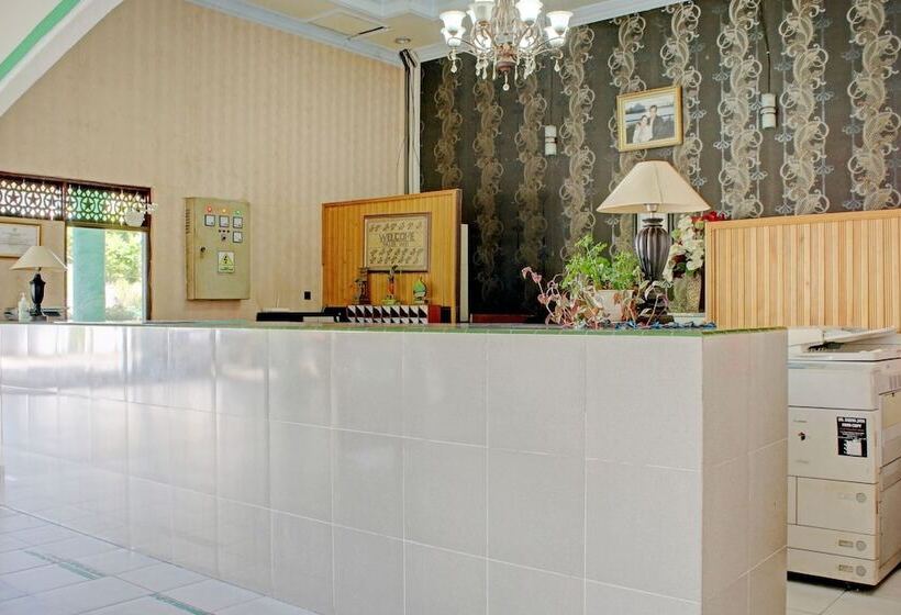 Capital O 90417 Hotel Batu Suli Internasional