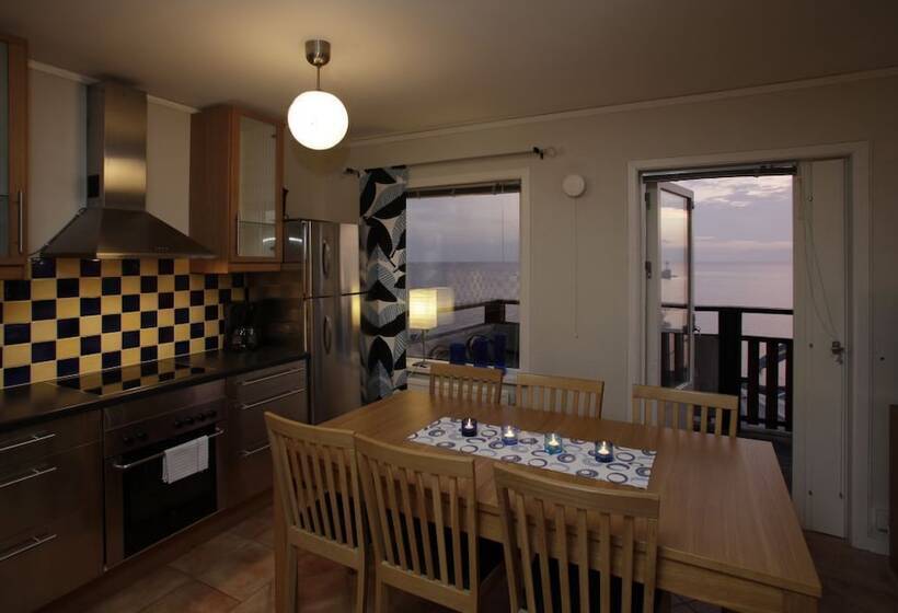 호텔 Byxelkroks Marina Sea Resort