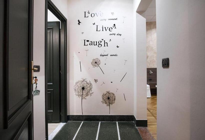 هتل Guesthouse Vittoria Rooms   The Original Since 2015