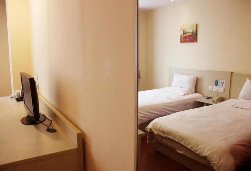 בית מלון כפרי Hanting Express Chengdu Jinniu Wanda Branch