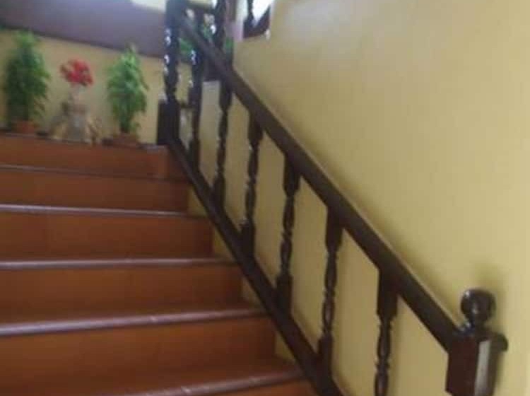 هتل Jansupar Court