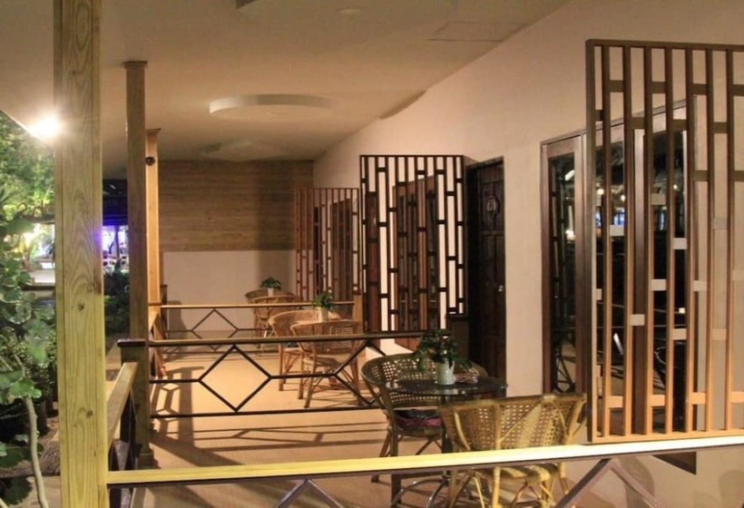 فندق Poohbar Resort & Lotusdive